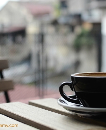 Folgers Jingle Contest Chris Young