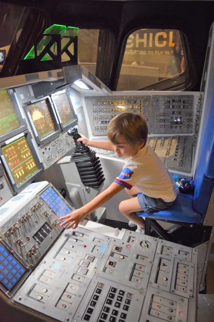 What Can you do at Kennedy Space Center, visiting Kennedy Space Center with kids