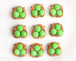 St-Patrick's Day Pretzel Treats