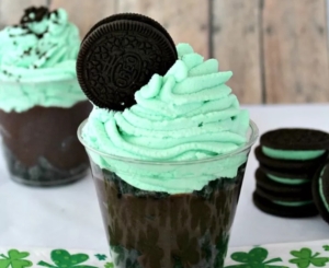 Oreo Mint Trifle - St.Patrick's Day Treats