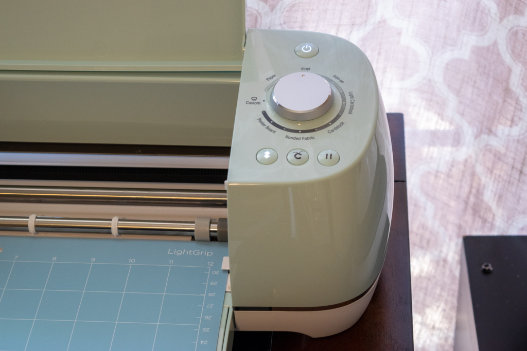 Easiest Cricut Explore Air 2 Setup and First Project 