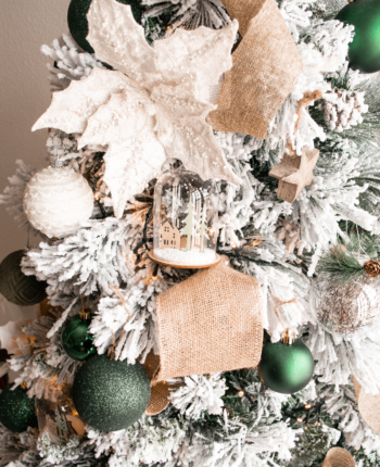 Nature Inspired Christmas Tree Decor